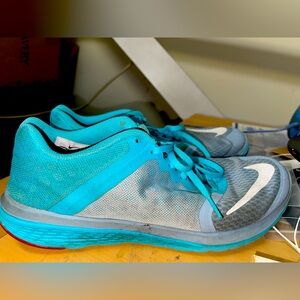 Nike FS Lite Run 3 Women's (Size: 10) Barely Worn